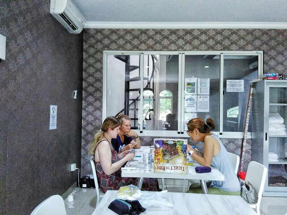 ג'קרטה Homiestay מראה חיצוני תמונה
